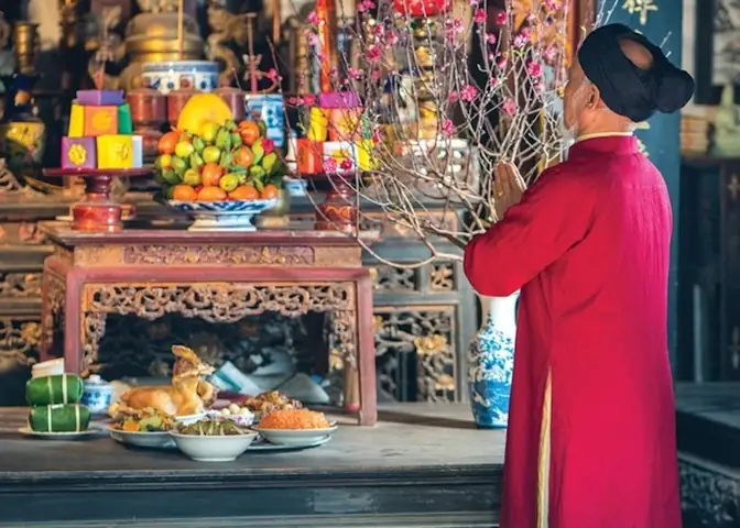 Mâm Cúng Táo Quân: Cẩm Nang Chuẩn Xác Dành Cho Gia Đình Việt