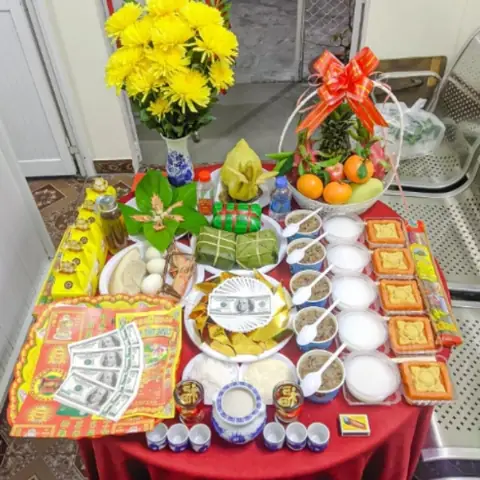 Mâm Cúng Tất Niên Cửa Hàng