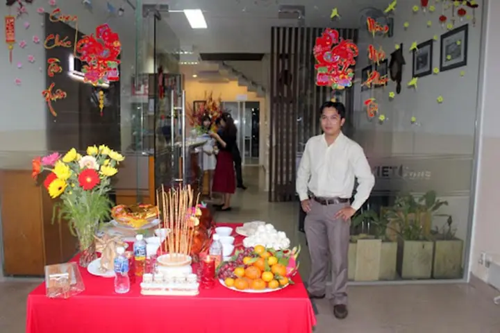 Tổng Hợp & Review Mâm Lễ Cúng Tổ Nghề Xây Dựng: Chi Phí, Cách Chuẩn Bị & Nghi Thức Đúng