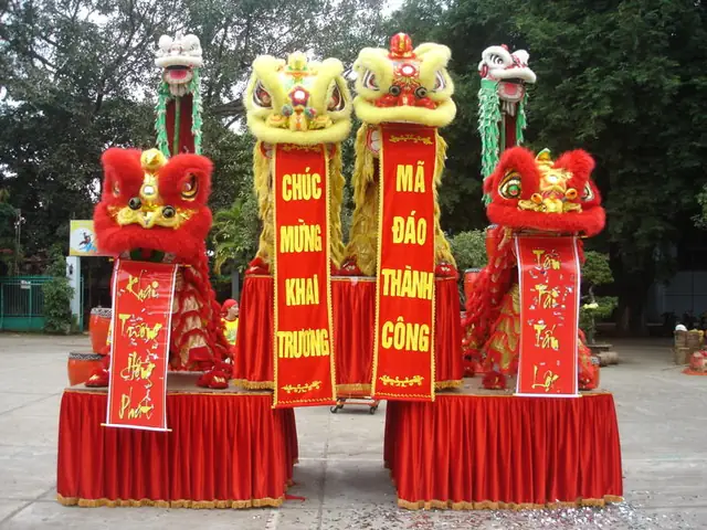 Mâm Cúng Khai Trương Gồm Những Gì? Hướng Dẫn Chuẩn Bị Đầy Đủ Và Chi Tiết Nhất