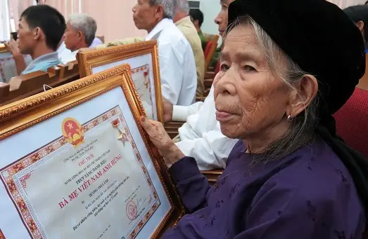 Thờ Cúng Liệt Sỹ Có Được Hưởng Trợ Cấp?