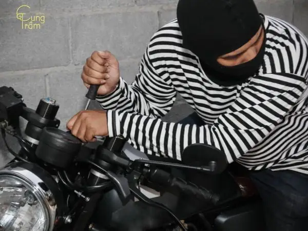 Giải Mã Giấc Mơ Mất Tiền: Điềm Báo Lành Hay Dữ Và Các Con Số May Mắn Liên Quan