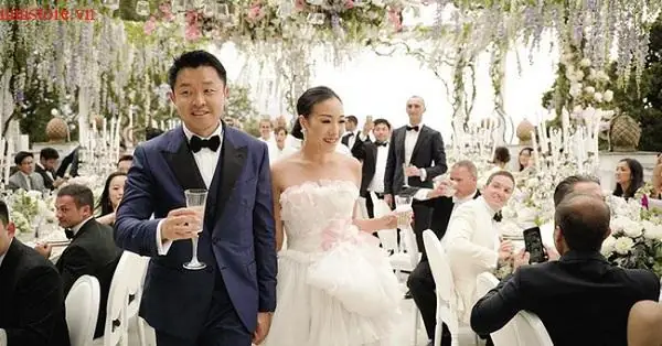 Giải Mã Giấc Mơ Thấy Ảnh Cưới Của Người Khác: Tâm Lý Học Nói Gì Về Điều Đó?