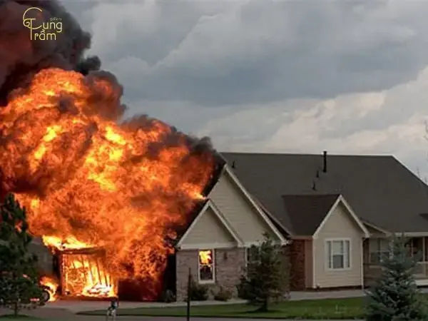 Mơ Thấy Chùa Bị Cháy: Giải Mã Ý Nghĩa Tâm Linh & Gợi Ý Con Số May Mắn