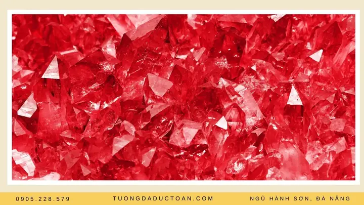 Mơ Thấy Đá Quý Màu Đỏ – Bí Ẩn Và Cách Ứng Dụng
