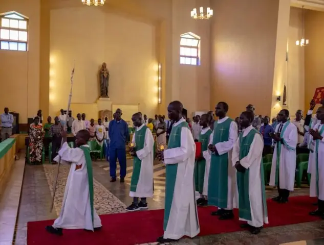 Giải Mã Ý Nghĩa Giấc Mơ Thấy Đi Lễ Nhà Thờ Và Các Con Số May Mắn Liên Quan