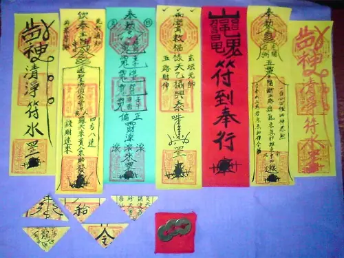 Mơ Thấy Lá Bùa Là Điềm Gì? Giải Mã Chi Tiết Các Trường Hợp Và Ý Nghĩa Đằng Sau