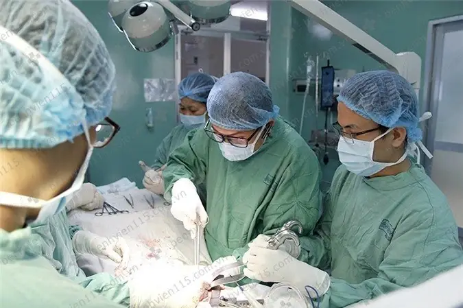 Gãy Dương Vật Trong Lúc Ngủ Mơ: Sự Thật Về Chấn Thương Hiểm Họa Nam Giới