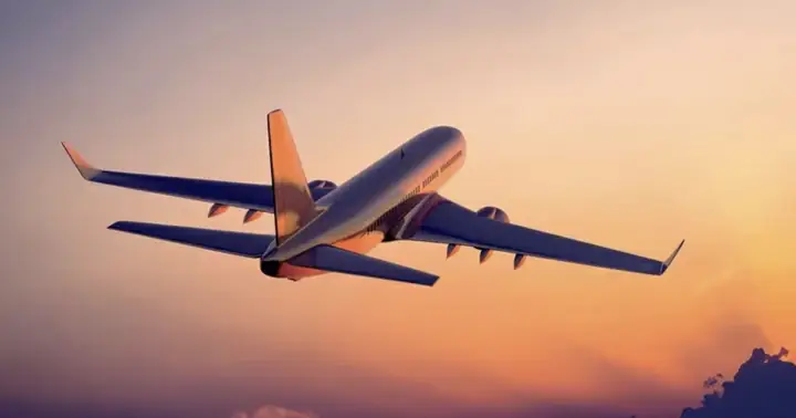 Giải Mã Giấc Mơ Thấy Nhiều Máy Bay Trên Trời: Điềm Báo Và Con Số May Mắn