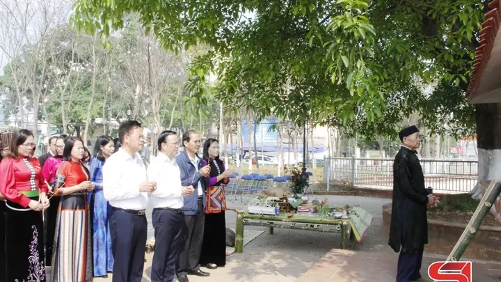 Lễ “xên Mường” Mở Đầu Lễ Hội Hoa Ban