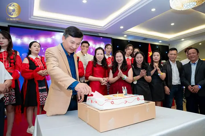 Hải Trân Restaurant: Đặt Phòng Riêng Sinh Nhật Ấm Cúng, Sang