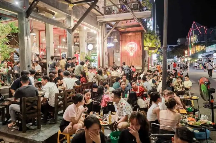 Top 15 Quán Nhậu Huế Giá Rẻ Được Giới Trẻ Cố Đô Yêu Thích