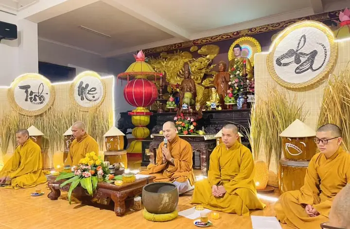 Múa Dâng Hoa Cúng Dường: Ý Nghĩa, Quy Trình Và Những Lưu Ý Quan Trọng