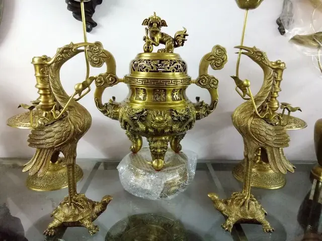 Top 5 Địa Chỉ Mua Đồ Đồng Thờ Cúng Uy Tín Nhất Tại Hà Nội (cập Nhật 2025)