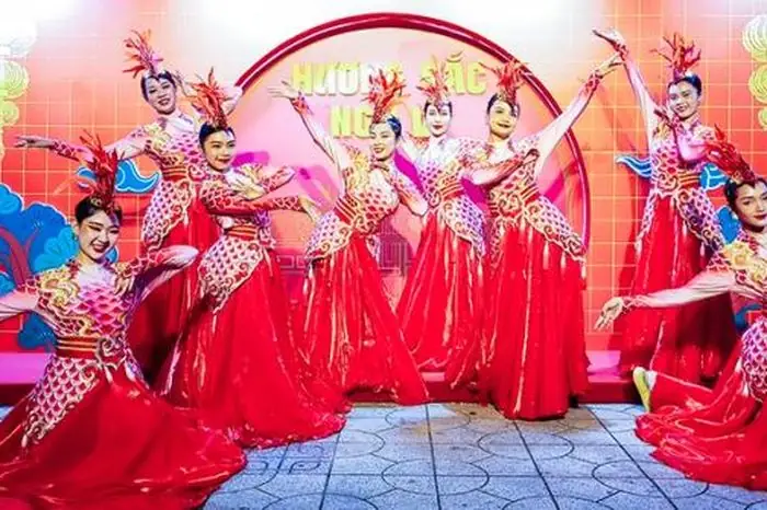 Chợ Lớn Bùng Nổ 'hương Sắc Ngũ Vị' Cùng Trải Nghiệm Ẩm Thực Việt ...