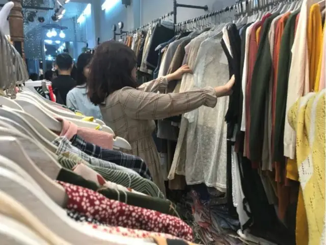 Tháng Cô Hồn Có Nên Mua Quần Áo Không? Kiêng Và Nên Mua Gì?