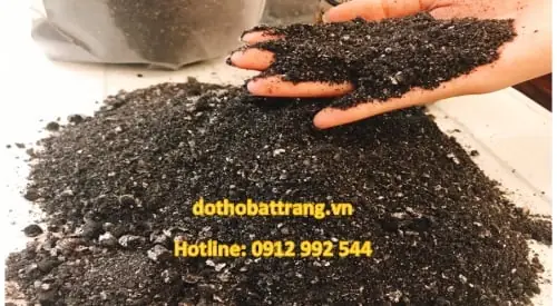 Tại Sao Nên Dùng Tro Rơm Nếp Để Bát Hương Trên Bàn Thờ? Mua Tro ...