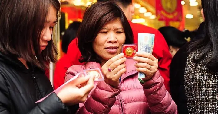 Mua Vàng Cúng Thần Tài Như Thế Nào Cho Đúng Và Linh Nghiệm Nhất?