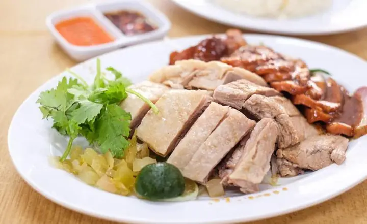 Mực Có Cúng Được Không? Giải Đáp Chi Tiết Về Tục Lệ Cúng Mực Và Những Điều Kiêng Kỵ Cần Biết