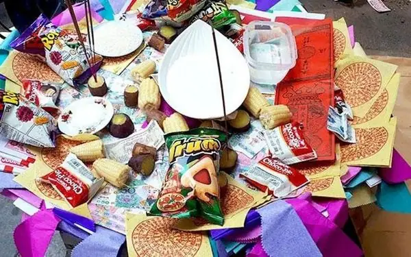 Cẩm Nang Chuẩn Bị Đồ Cúng Mùng 1 Đầu Tháng: Lễ Vật Đầy Đủ Cầu Bình An, Tài Lộc