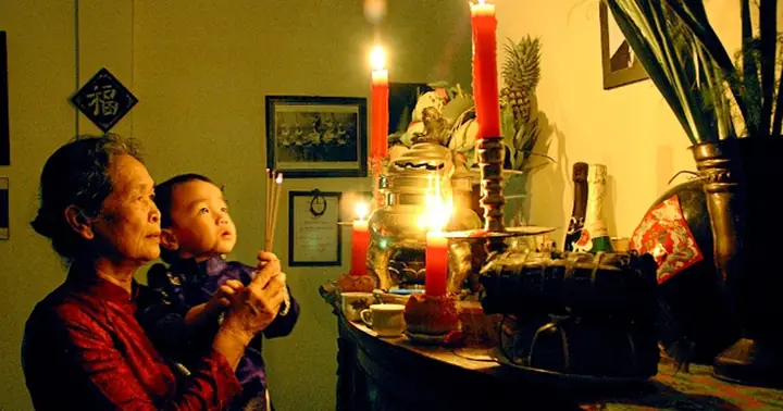 Mùng 1 Tết Nên Cúng Chay Hay Mặn: Giải Đáp Chi Tiết Và Ý Nghĩa Truyền Thống