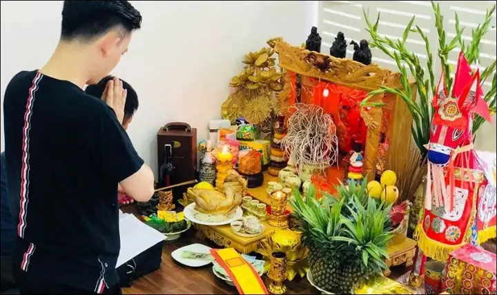 Cẩm Nang Toàn Tập Về Ý Nghĩa Và Cách Xử Lý Muối Gạo Cúng Thần Tài Sau Khi Lễ