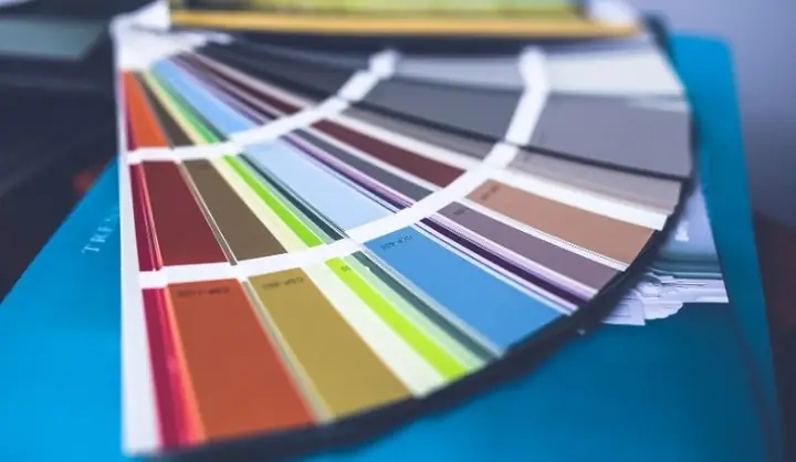 Năm 2026 Cúng Màu Gì? Bảng Màu Phong Thủy Đón Tài Lộc