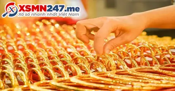 Nằm Mơ Thấy Đi Mua Vàng Đánh Con Gì? Giải Mã Chi Tiết Ý Nghĩa Và Con Số
