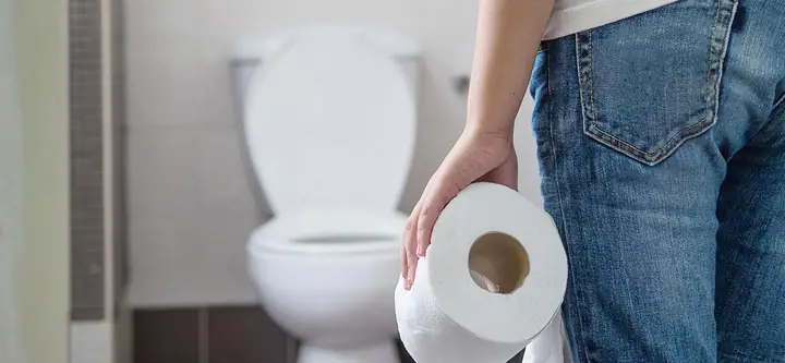 Giải Mã Giấc Mơ Đi Vệ Sinh Ra Quần: Điềm Báo Gì Và Nguyên Nhân Khoa Học