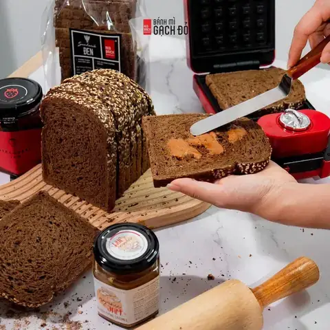 Giải Mã Giấc Mơ Thấy Bánh Mì: Ý Nghĩa Tâm Linh, Tâm Lý Và Con Số May Mắn