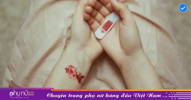 Giải Mã Chi Tiết Ý Nghĩa Giấc Mơ Thấy Cắt Móng Tay Chảy Máu Và Điềm Báo Tâm Linh