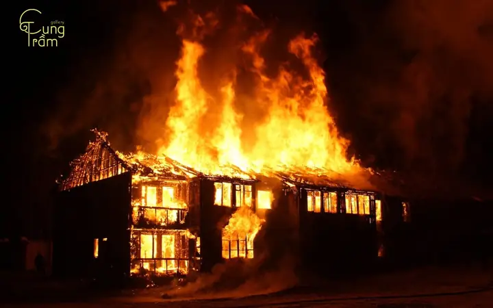 Nằm Mơ Thấy Cháy Nhà La Điềm Gì? Giải Mã Chi Tiết Các Trường Hợp
