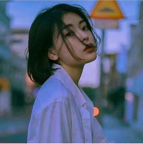 Giải Mã Giấc Mơ Thấy Dây Chuyền Vàng 18k: Điềm Lành Hay Dữ?