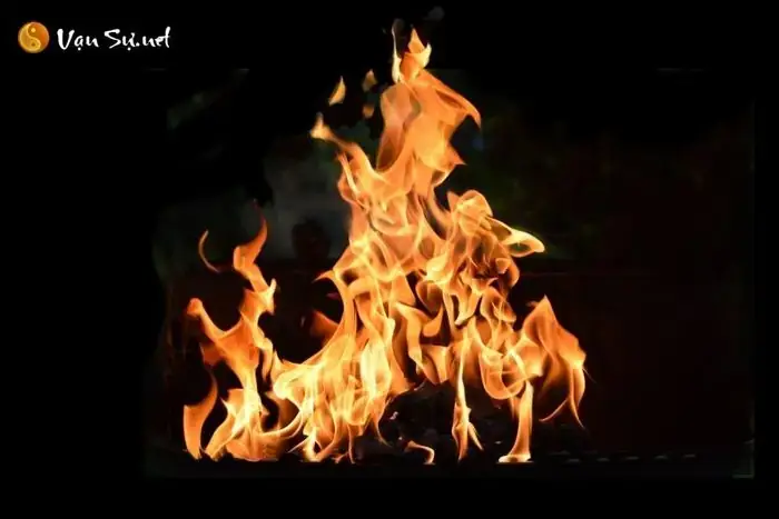 Giải Mã Giấc Mơ Thấy Đốt Vàng Mã: Thông Điệp Từ Tiềm Thức Và Góc Nhìn Văn Hóa