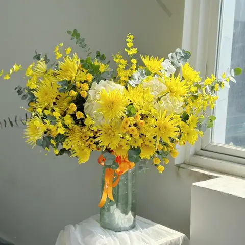 Giải Mã Ý Nghĩa Giấc Mơ Thấy Hoa Cúc Vàng Và Những Con Số May Mắn Đi Kèm