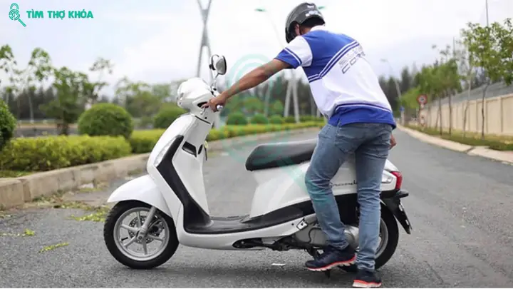 Nằm Mơ Thấy Mất Xe Máy Của Người Khác: Giải Mã Ý Nghĩa Và Những Điềm Báo