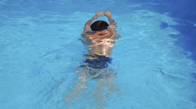 Giải Mã Giấc Mơ Thấy Mình Bị Đuối Nước Nhưng Không Chết: Điềm Báo Gì Và Những Con Số May Mắn