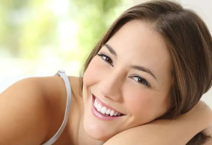 Nằm Mơ Thấy Mình Cười Đánh Số Gì: Giải Mã Chi Tiết Ý Nghĩa Và Con Số May Mắn