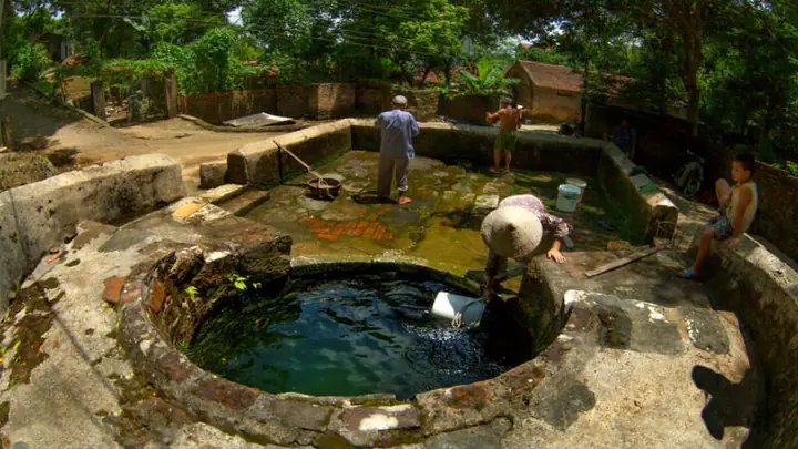 Giải Mã Giấc Mơ Múc Nước Giếng: Điềm Báo Và Những Con Số Tài Lộc Ẩn Sau