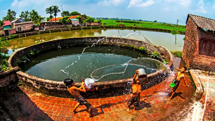 Giải Mã Giấc Mơ Múc Nước Giếng: Điềm Báo Và Những Con Số Tài Lộc Ẩn Sau