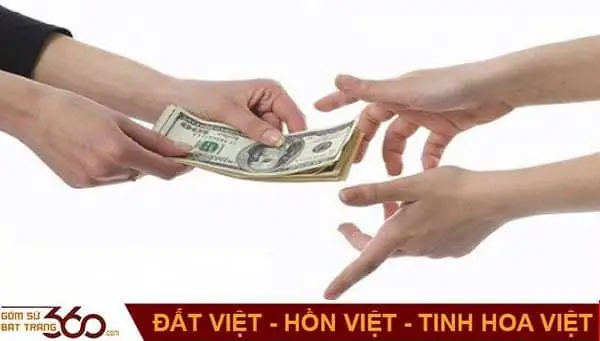 Nằm Mơ Thấy Người Đàn Ông Đưa Tiền Cho Mình Đánh Con Gì