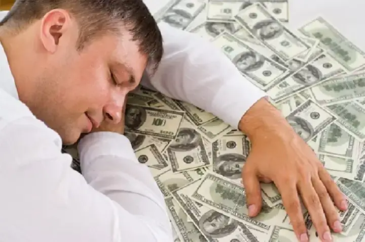 Giải Mã Giấc Mơ Thấy Người Khác Mượn Tiền: Ý Nghĩa Tâm Linh Và Những Con Số May Mắn