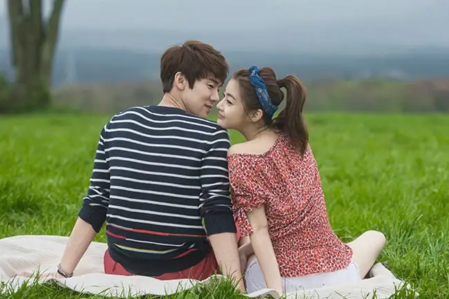 Giải Mã Chi Tiết Giấc Mơ Thấy Người Yêu La Mắng: Điềm Báo Gì Và Nên Làm Gì?