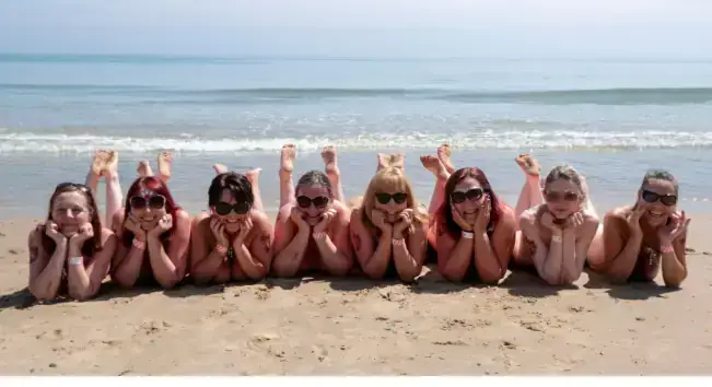 Giải Mã Giấc Mơ Thấy Phân: Ý Nghĩa Tâm Lý Và Con Số May Mắn