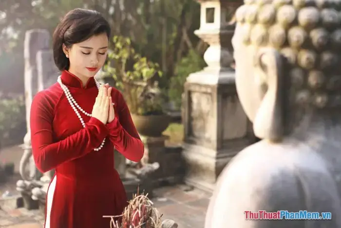 Nằm Mơ Thấy Phật Trên Trời Đánh Con Gì? Giải Mã Chi Tiết Ý Nghĩa Tâm Linh