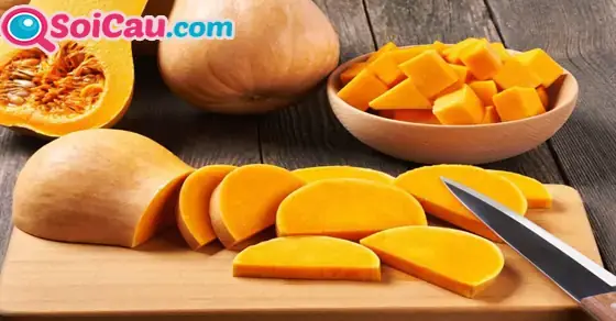 Nằm Mơ Thấy Quả Bí Đỏ Đánh Đề Con Gì? Giải Mã Ý Nghĩa & Chọn Số May Mắn