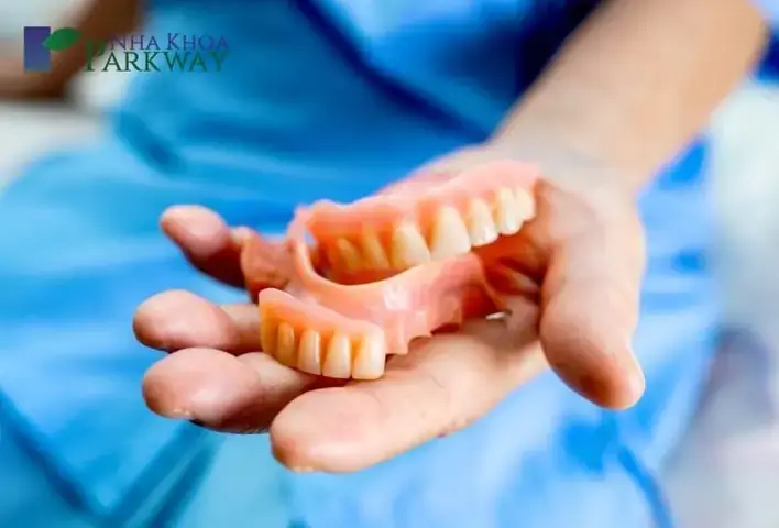 Giải Mã Nằm Mơ Thấy Rụng Răng Giả: Ý Nghĩa Tâm Linh & Con Số May Mắn