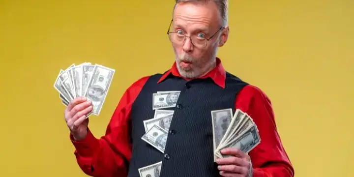 Giải Mã Giấc Mơ Thấy Tài Khoản Có Tiền: Điềm Lành Hay Điềm Dữ?