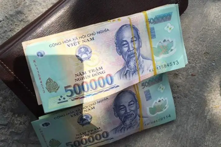 Giải Mã Giấc Mơ Thấy Nhặt Được Tiền: Điềm Báo Tốt Hay Xấu?