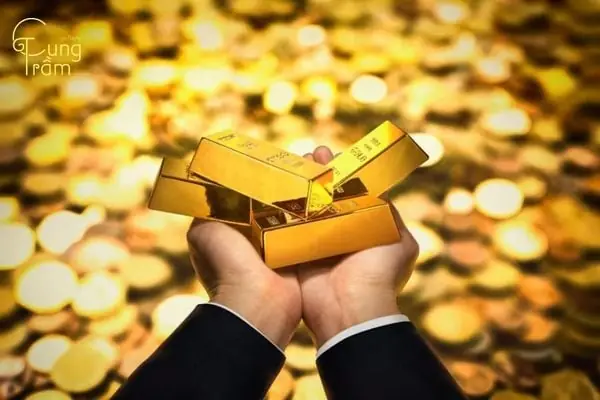 Giải Mã Giấc Mơ Thấy Vàng: Điềm Báo Gì Và Những Con Số May Mắn Ẩn Chứa